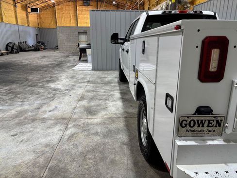 Used 2019 Ford F350 XL AWD/4WD image 9