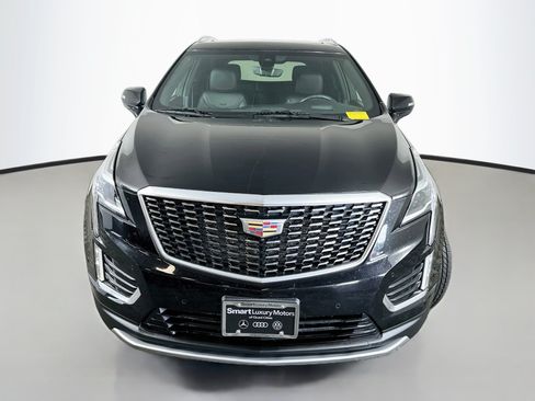 Used 2020 Cadillac XT5 Premium Luxury AWD/4WD image 2
