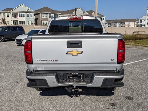 Used 2019 Chevrolet Colorado LT w/ LT Convenience Package image 6