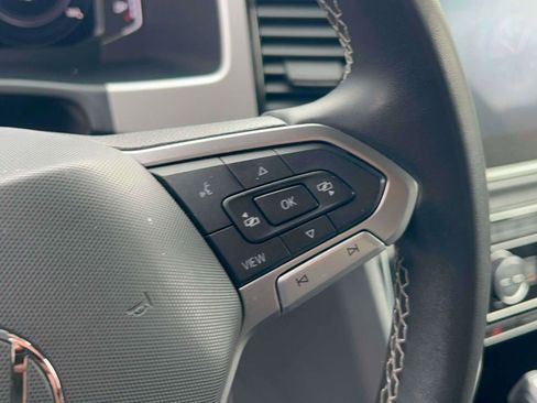 Used 2022 Volkswagen Atlas SE image 24