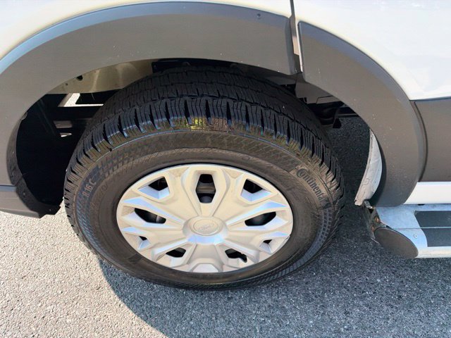 Used 2025 Ford Transit 250 Low Roof w/ Exterior Upgrade Package RWD image 24