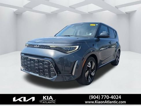 Used 2024 Kia Soul GT-Line w/ GT-Line Technology Package FWD image 7