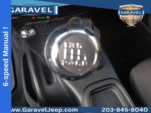 Used 2016 Jeep Wrangler Sport w/ Quick Order Package 23S AWD/4WD image 12