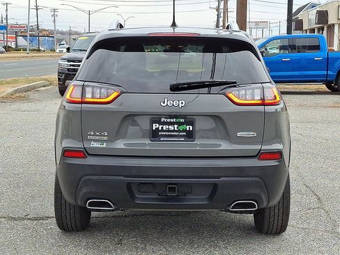 Used 2021 Jeep Cherokee Latitude Lux w/ Comfort/Convenience Group image 5