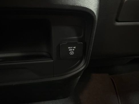New 2026 RAM 3500 Tradesman AWD/4WD image 28