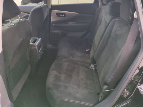 Used 2015 Nissan Murano S image 19