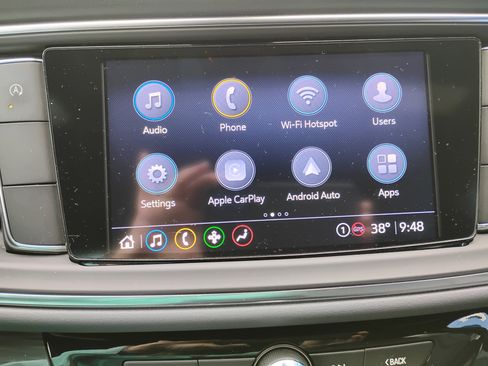 Used 2023 Buick Enclave Essence image 7