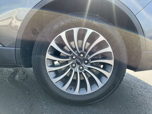 Used 2020 Lincoln Aviator Reserve w/ Equipment Group 201A image 26