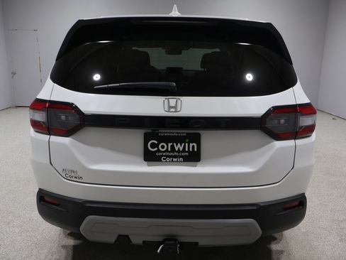 Used 2024 Honda Pilot EX-L image 3