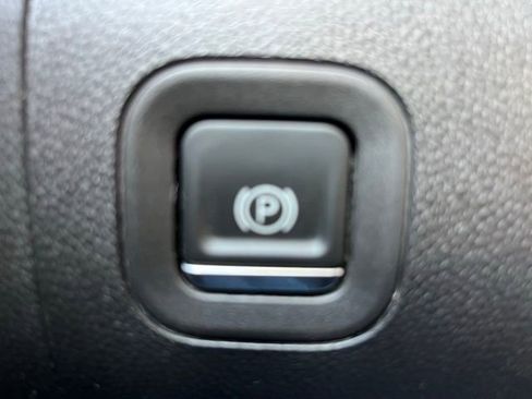 Used 2019 Chevrolet Silverado 1500 LT w/ All-Star Edition image 16