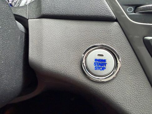 Used 2013 Hyundai Sonata Limited FWD image 12