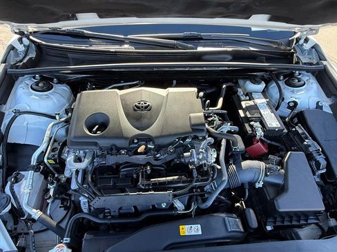Used 2024 Toyota Camry SE image 42