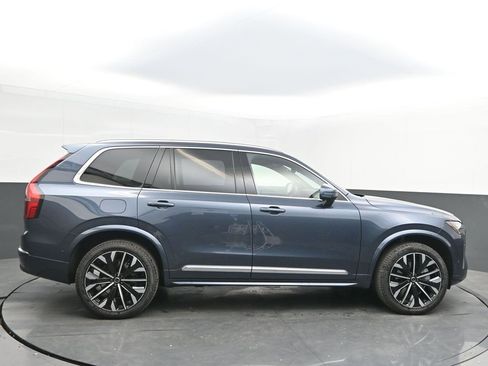 New 2026 Volvo XC90 B6 Plus w/ Protection Package Premier image 8