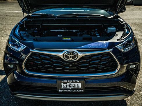Used 2021 Toyota Highlander Platinum AWD/4WD image 42