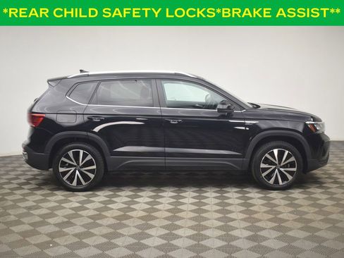 Used 2022 Volkswagen Taos SE AWD/4WD image 12