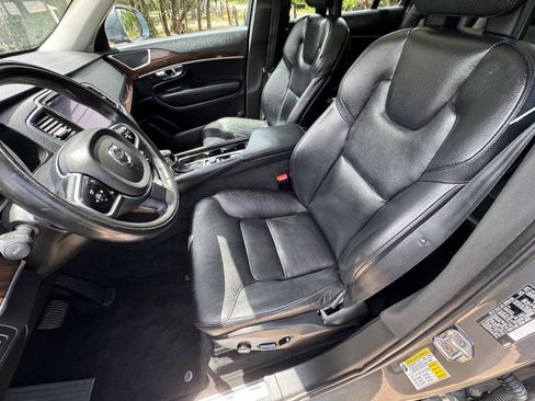 Used 2017 Volvo XC90 T6 Momentum w/ Vision Package AWD/4WD image 40