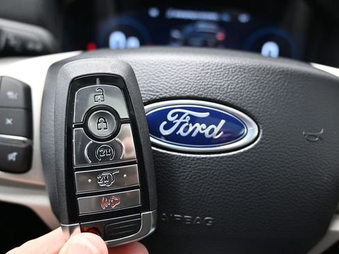 New 2026 Ford Explorer Active w/ Active Comfort Package image 45