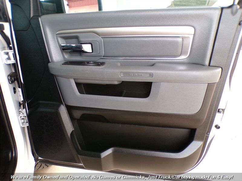 Used 2020 RAM 1500 Warlock AWD/4WD image 38