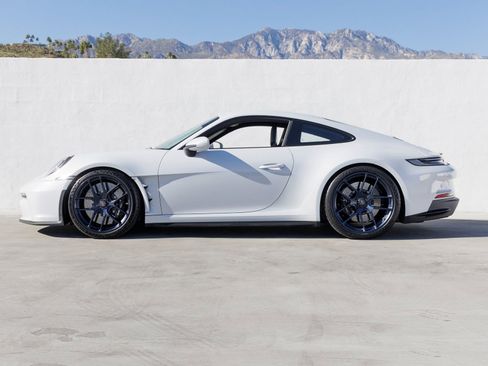 Used 2024 Porsche 911 GT3 RS RWD image 2