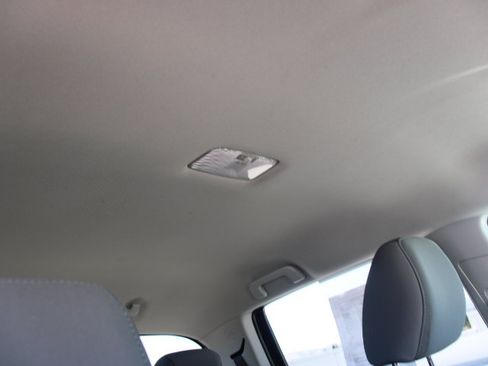 Used 2022 Toyota Tacoma SR AWD/4WD image 19