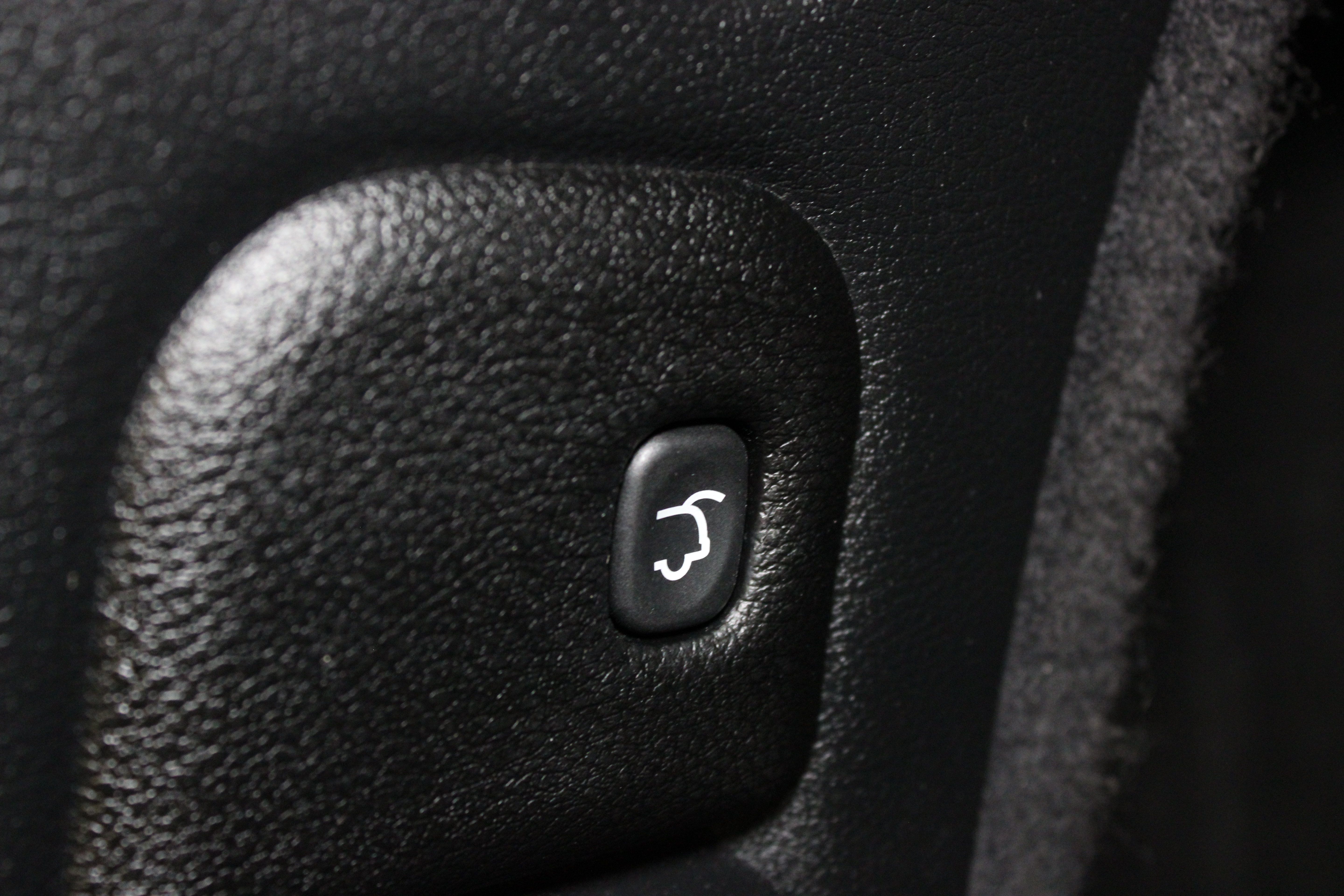 Used 2025 Dodge Durango R/T AWD/4WD image 14