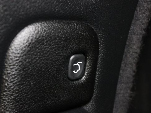 Used 2025 Dodge Durango R/T AWD/4WD image 14