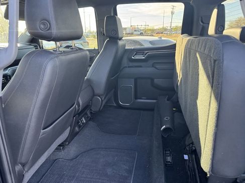 Used 2022 GMC Sierra 1500 SLT image 10