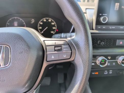 Used 2024 Honda CR-V EX image 19