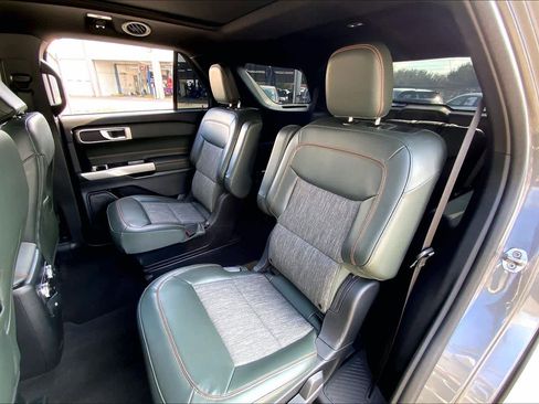 Used 2024 Ford Explorer Timberline image 19