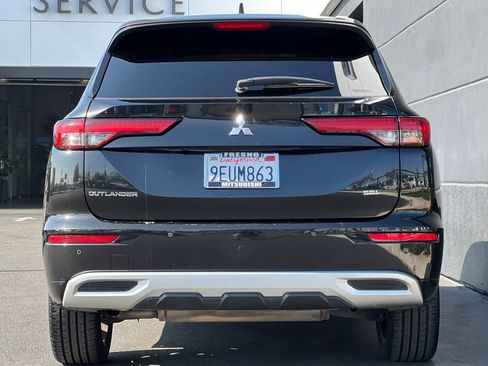 Used 2023 Mitsubishi Outlander SEL image 7
