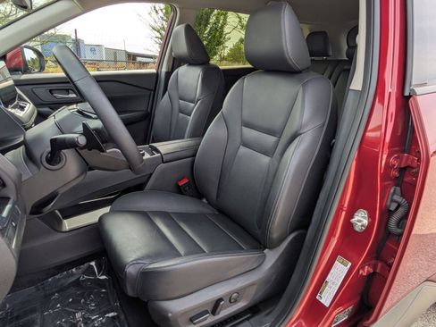 Certified 2025 Nissan Rogue SL AWD/4WD image 14