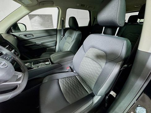 New 2026 Nissan Pathfinder SV AWD/4WD image 11