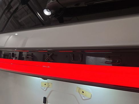 Used 2024 Lexus GX 550 image 31