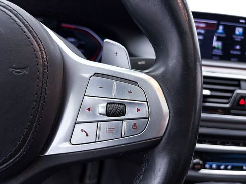 Used 2022 BMW 750i xDrive w/ Luxury Rear Seating Package image 37