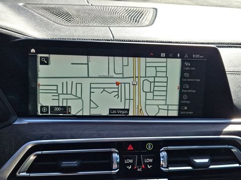 Used 2023 BMW X5 xDrive40i w/ Premium Package image 13