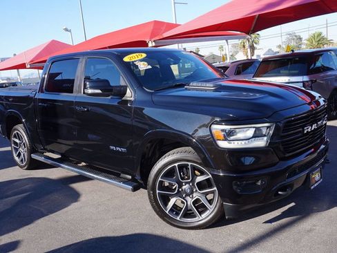 Used 2019 RAM 1500 Laramie AWD/4WD image 2