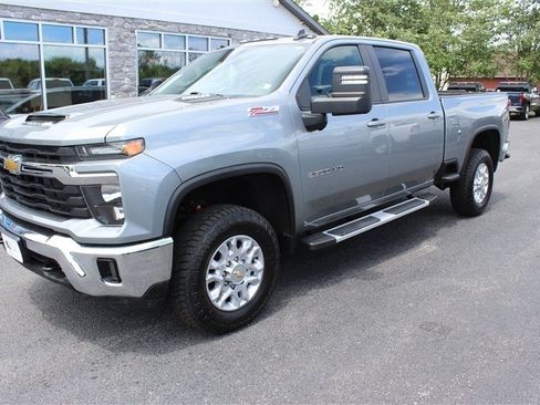 Used 2024 Chevrolet Silverado 2500 LT w/ All Star Edition AWD/4WD image 1