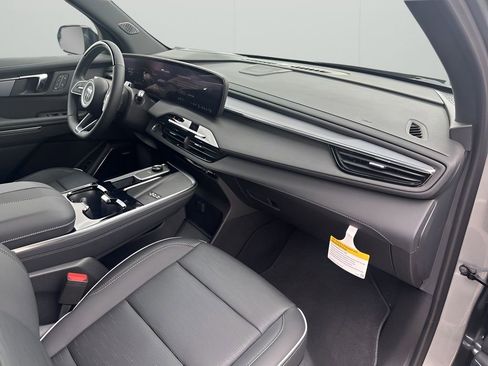 New 2025 Buick Enclave Sport Touring w/ Super Cruise Package image 14