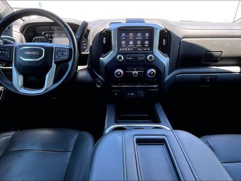 Used 2021 GMC Sierra 1500 SLT w/ SLT Premium Package AWD/4WD image 18