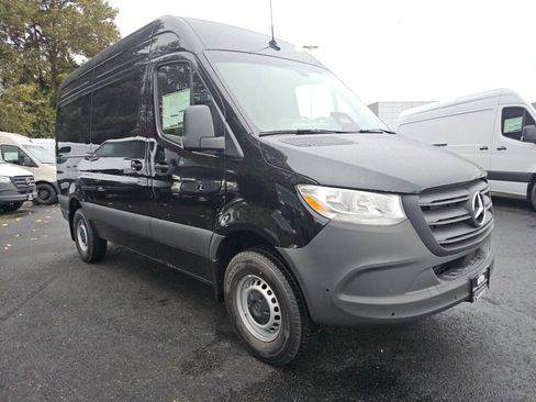 New 2025 Mercedes-Benz Sprinter 2500 image 8