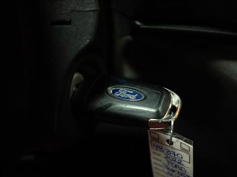 Used 2022 Ford Transit 350 XLT RWD image 22