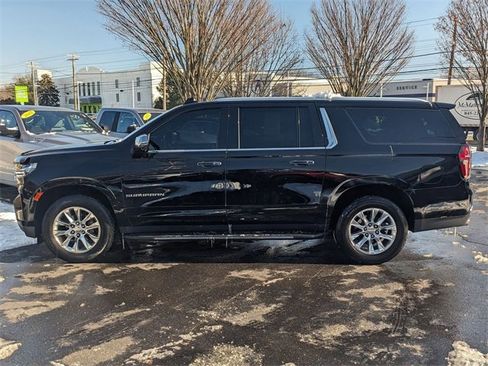 Used 2021 Chevrolet Suburban Premier w/ Premium Package image 6