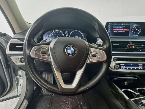 Used 2018 BMW 750i xDrive AWD/4WD image 12