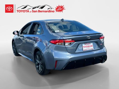 Used 2026 Toyota Corolla SE FWD image 3