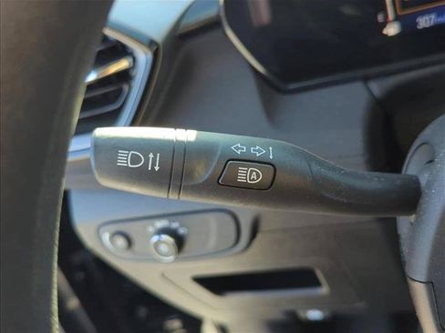 Used 2024 Chevrolet TrailBlazer LT w/ Driver Confidence Package FWD image 14
