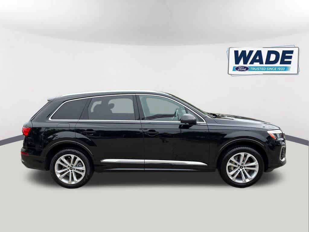 Used 2025 Audi Q7 3.0T Premium Plus AWD/4WD image 4