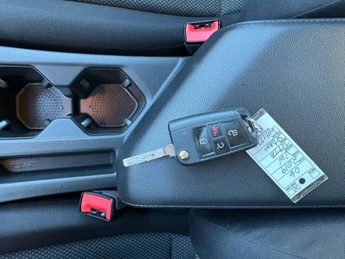 Used 2019 Volkswagen Jetta S w/ Driver Assistance Package image 21