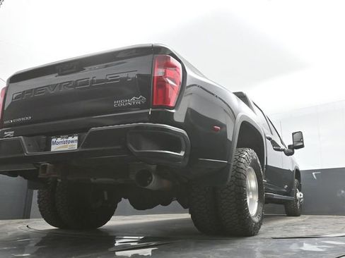 Used 2022 Chevrolet Silverado 3500 High Country w/ Safety Package II AWD/4WD image 44
