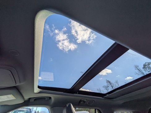 Certified 2023 Ford Explorer Limited w/ Equipment Group 301A image 25