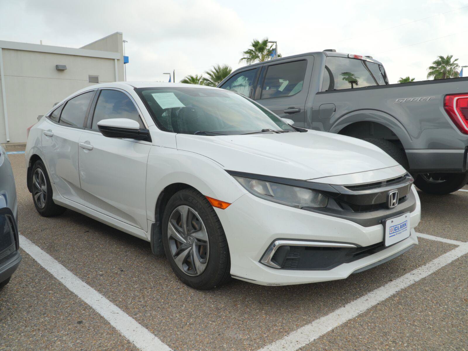 Used 2020 Honda Civic LX image 2